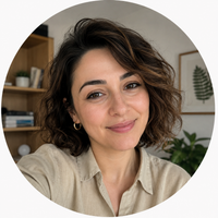Esra K.